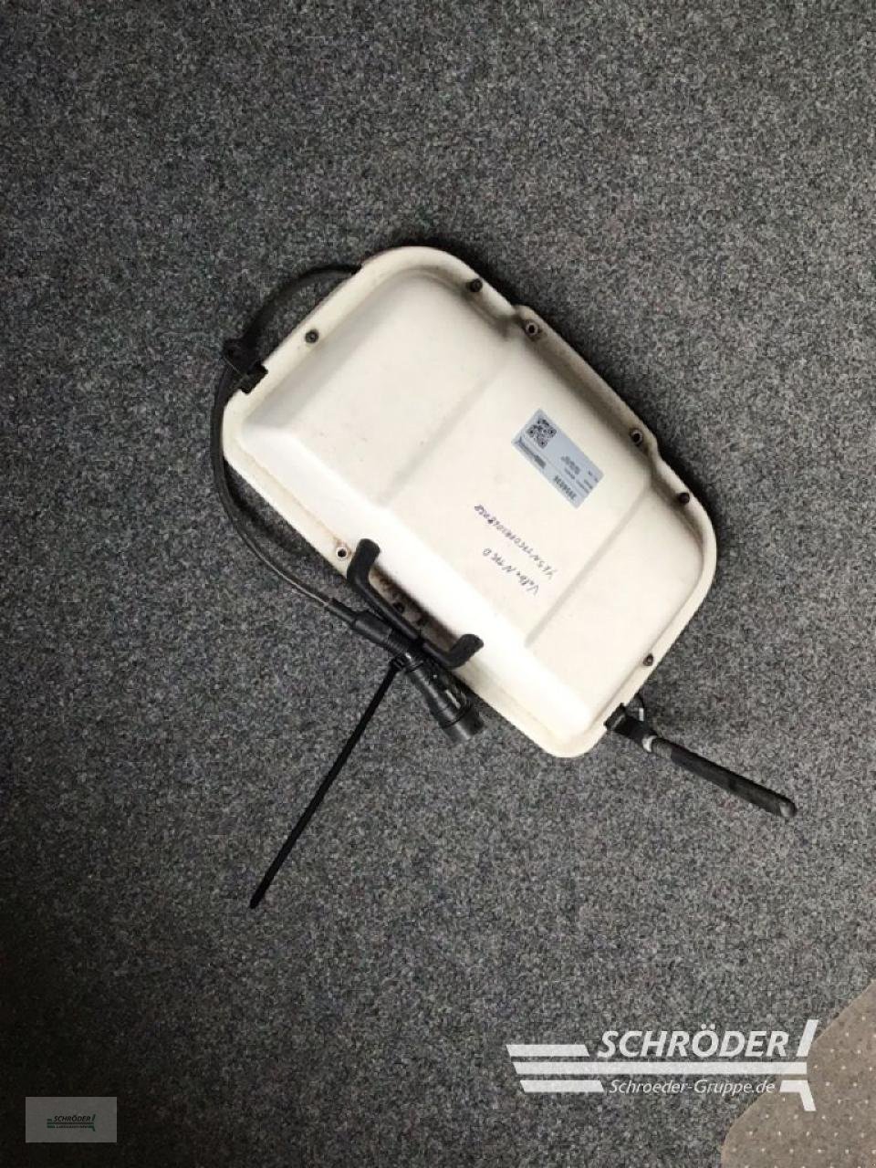 Parallelfahr-System del tipo Sonstige AUTO GUIDE RTK NTRIP EMPFÄNGER | VALTRA, Gebrauchtmaschine en Penzlin (Imagen 2)